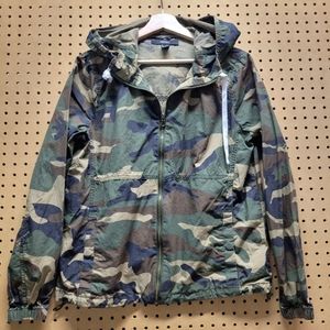 Forever 21 Camo pockets Jacket with Hood, size small